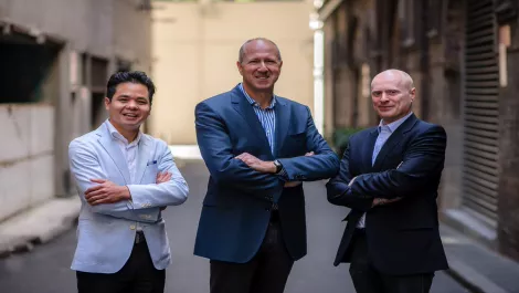 What can NZ entrepreneurs offer VCs and how can they leverage investor relationships?