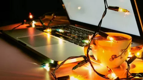How to stay safe when shopping online